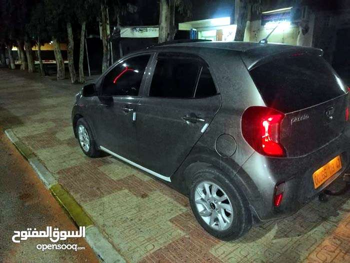 ابحث عن هيكل يعني سيو بيكانتو ستار +2019