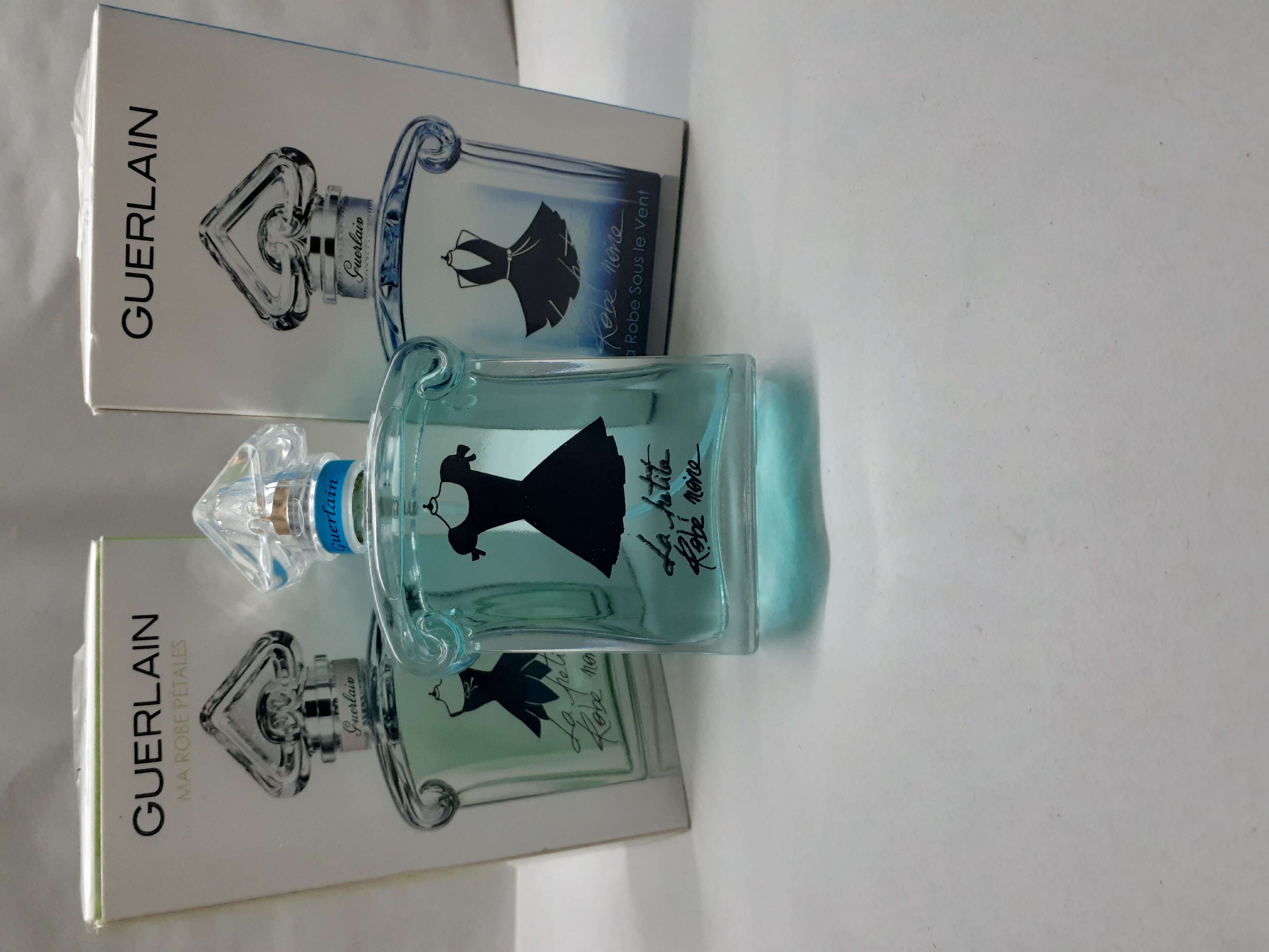 عطور رجالية ونسائية 