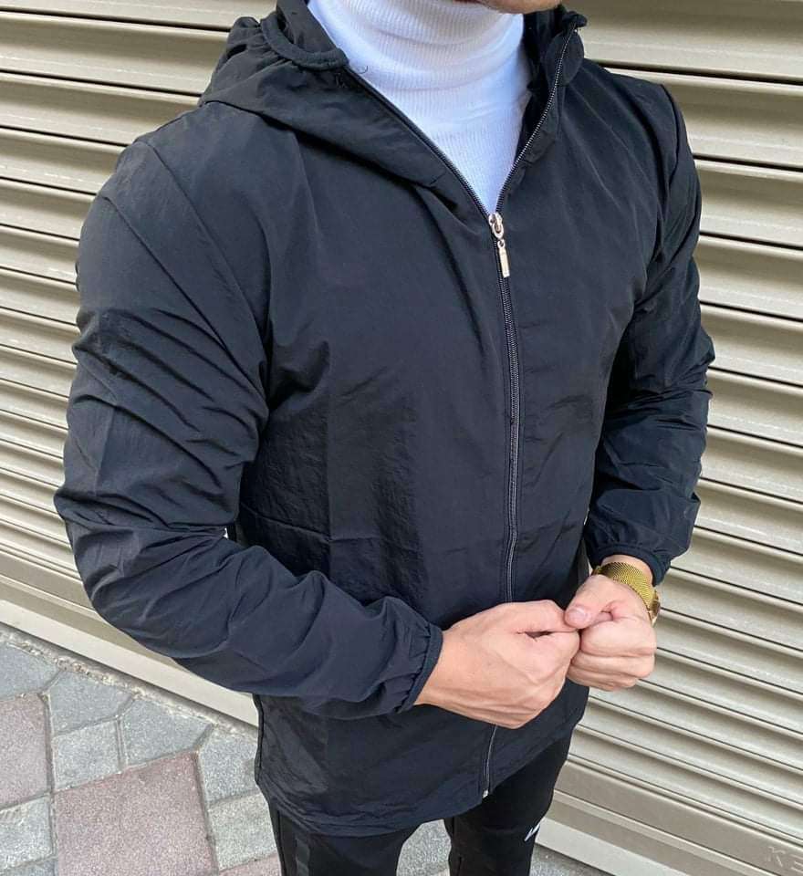  كاين جاكيت ضد الماء imperméable 2021 حاجة باهية يااااسر مايفوتش لماء. خلاص بالجملة فقط البلد المنشأ تركيا