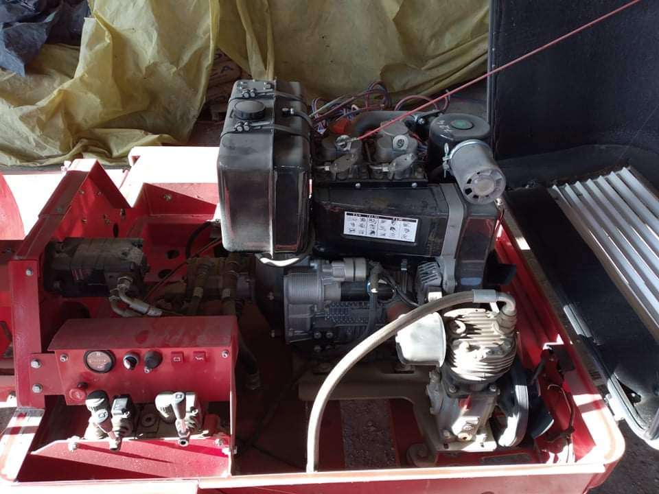 بيع مضخة تلبيس و تزين واجهات المنازل