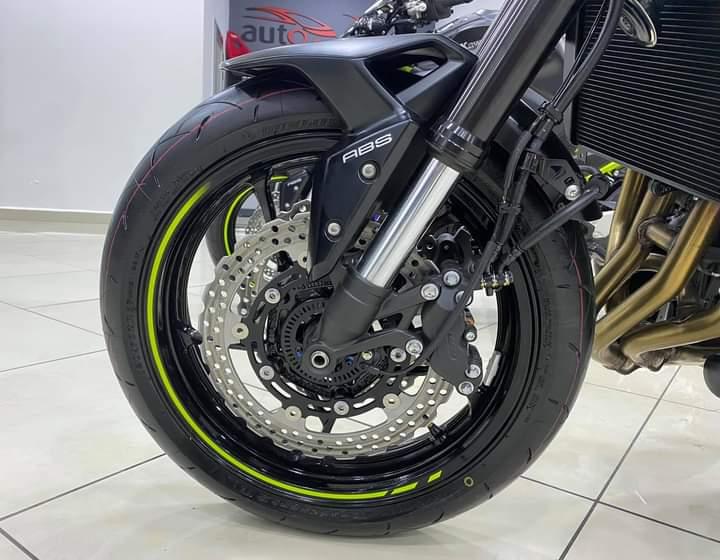 Kawasaki z900