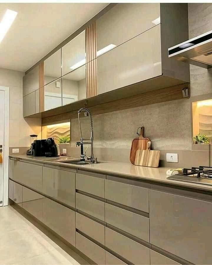 أثاث المطبخ من الخشب 