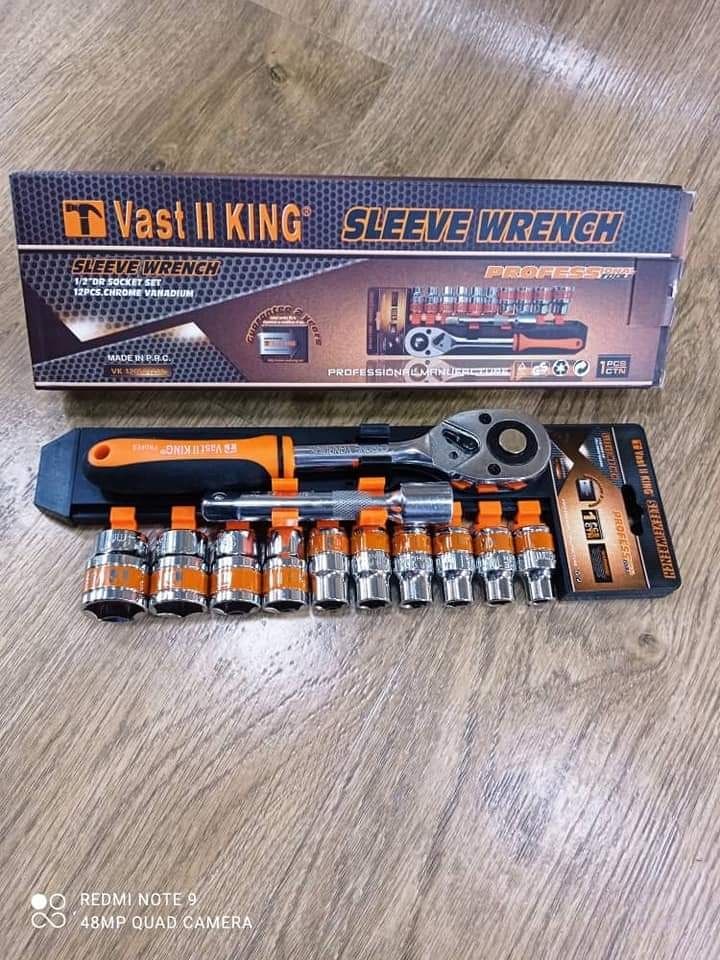 الأداة الميكانيكية Vast King