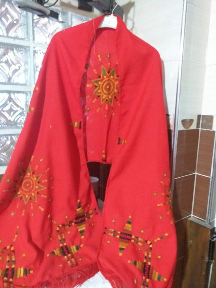 Chales et capes artizana