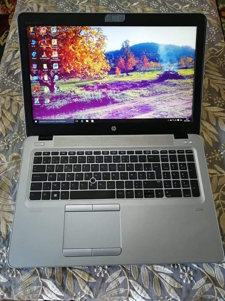 Hp elitebook 850 g3 i5 6ém génération 8g ram 256g ssd écran 15.6 pouce clavier lumineux 