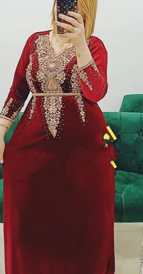 ملابس نسائية