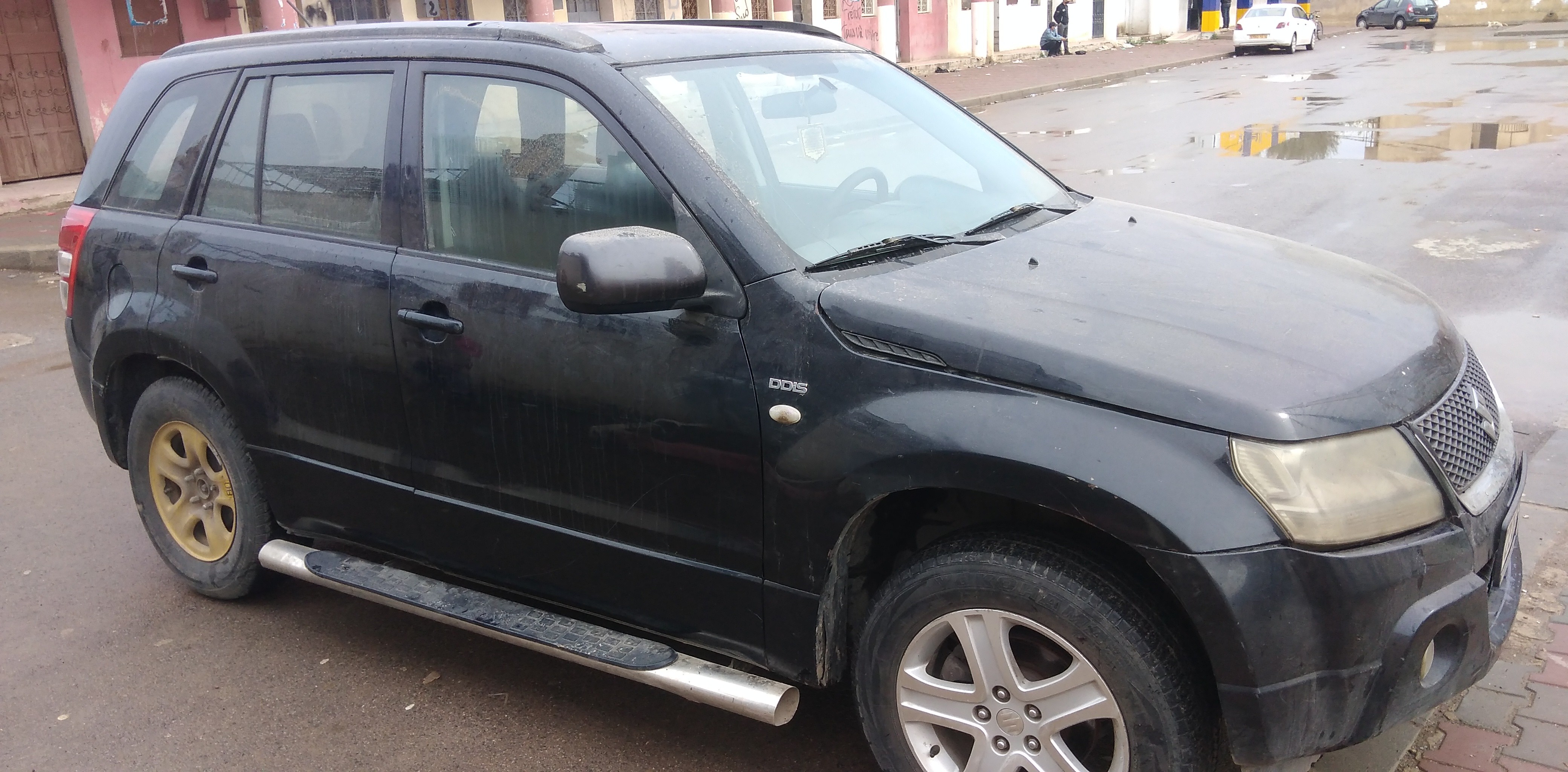 فيطارا سوزوكي 2008 موتور 1.9 tdi فيها لال افو كوتي شيفور و راكور لال اريار و عندها رادياتور تاربو و تاربو تاعها عيان 0784249352